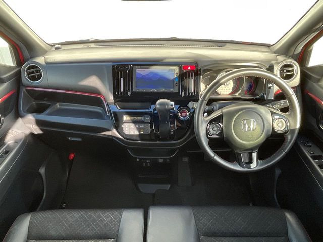 N-WGNカスタムG ターボ SS 2トーンカラースタイル パッケージ