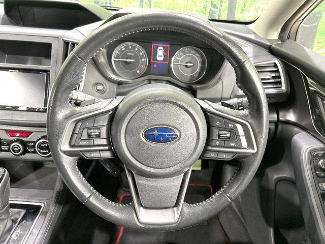 �y�����v�����X�e�A�����O�z�㎿�Ȋv���g�p���邱�ƂŁA��ɂ����������݂ƂĂ��^�]���₷���n���h���ł���