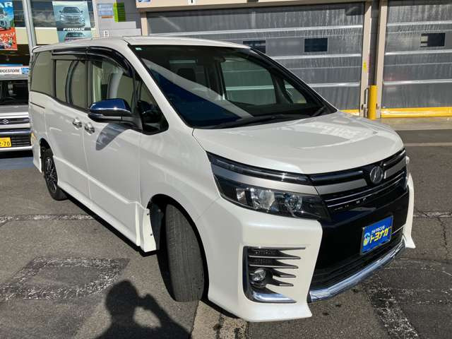 ヴォクシー2.0 ZS 煌II 4WD