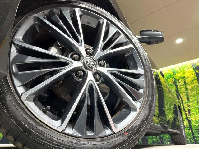 �y�����A���~�z�C�[���z�O�ςɃ}�b�`���������A���~�z�C�[���𑕒����Ă���܂��B�e��ЊO�A���~�z�C�[����A�X�^�b�h���X�^�C�����戵�����Ă���܂��B���񂲑��k����������