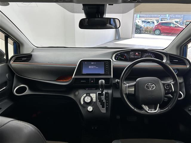 シエンタ1.5 G クエロ