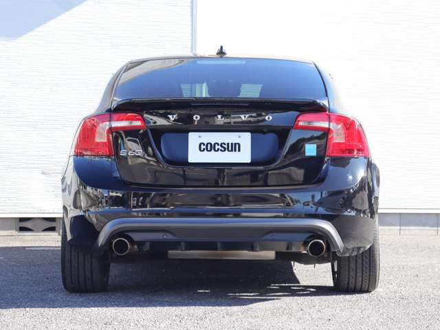 ���s�^�G���W���ɂ̓{���{�̔F�؂��擾����MOTUL�̍����I�C��SPECIFIC RBS0-2AE(0W-20)���g�p���܂��B