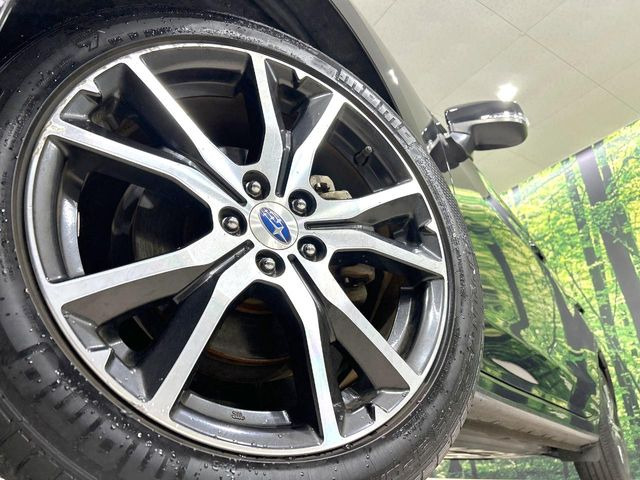 �y����17�C���`�A���~�z�C�[���z�O�ςɃ}�b�`���������A���~�z�C�[���𑕒����Ă���܂��B�e��ЊO�A���~�z�C�[����A�X�^�b�h���X�^�C�����戵�����Ă���܂��B���񂲑��k����������