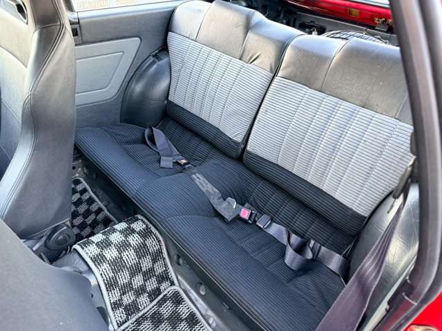 �C�ɂȂ邨�Ԃ�����܂�����E�̓d�b�ԍ����璼�ڂ��X�ɂ��₢���킹���������B�x�����@����ԗ����A��Ԃ܂łȂ�ł������������Ē����܂��B�X�^�b�t�ꓯ���A�����҂����Ă���܂��B