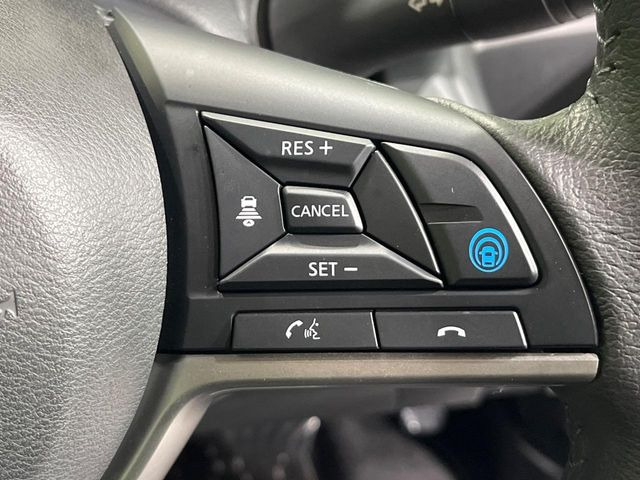 �y�v���p�C���b�g�z�������H�ł̒��������s���y��!!�a�؎��Ə��񑖍s�̃V�[���ŁA�A�N�Z���E�u���[�L�E�X�e�A�����O�������Ő��䂵�A�������^�]�̕��S���y�����Ă���܂���