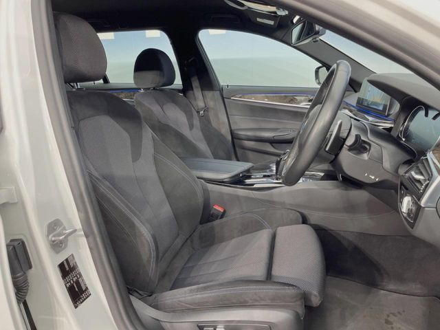 ���V�[�g�̎g�p��:�j��E�ւ�������Ȃ��A�����̒ʂ肫�ꂢ�ȏ�Ԃ��ێ����Ă���܂��B�܂��A�����N���[�j���O�E�R�[�e�B���O�����p�����������܂��B