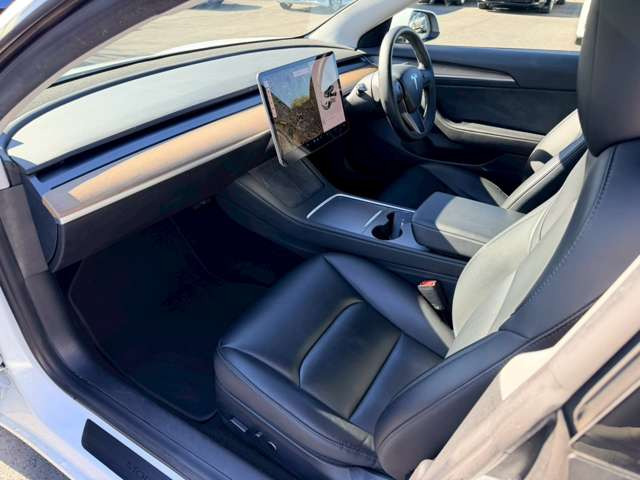 �C�ɂȂ邨�Ԃ�����܂�����E�̓d�b�ԍ����璼�ڂ��X�ɂ��₢���킹���������B�x�����@����ԗ����A��Ԃ܂łȂ�ł������������Ē����܂��B�X�^�b�t�ꓯ���A�����҂����Ă���܂��B