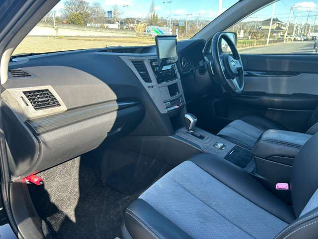 ���X�ł͂��_�񒸂��܂������q�l�Ƀh���C�u���R�[�_�[��K���X�R�[�e�B���O�{�H�ȂǁA���l�i��}���Ă��񋟂����Ē����Ă���܂��B�ڍׂ̓X�^�b�t�܂ł��C�y�ɂ��₢���킹���������܂��B