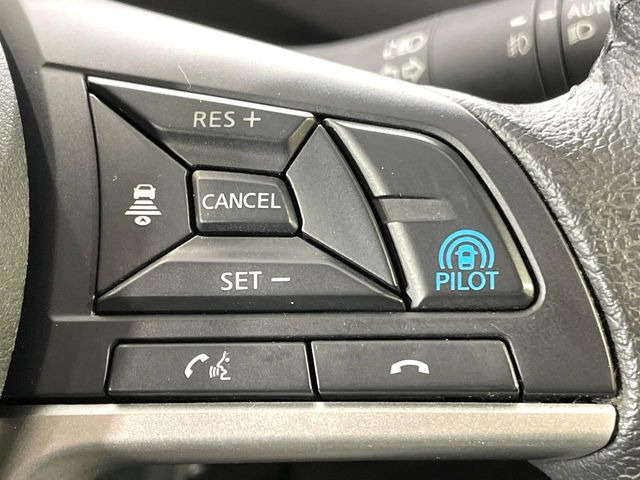 �y�v���p�C���b�g�z�������H�ł̒��������s���y��!!�a�؎��Ə��񑖍s�̃V�[���ŁA�A�N�Z���E�u���[�L�E�X�e�A�����O�������Ő��䂵�A�������^�]�̕��S���y�����Ă���܂���