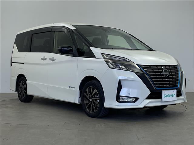 セレナ1.2 e-POWER ハイウェイスターV アーバンクロム