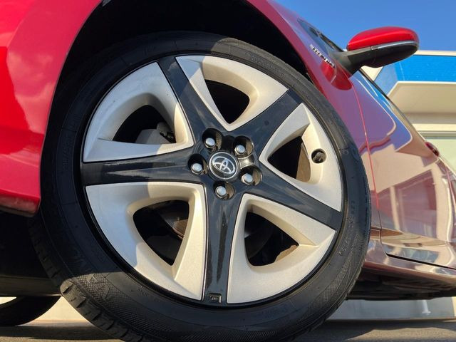 �y����17�C���`�A���~�z�C�[���z�O�ςɃ}�b�`���������A���~�z�C�[���𑕒����Ă���܂��B�e��ЊO�A���~�z�C�[����A�X�^�b�h���X�^�C�����戵�����Ă���܂��B���񂲑��k����������