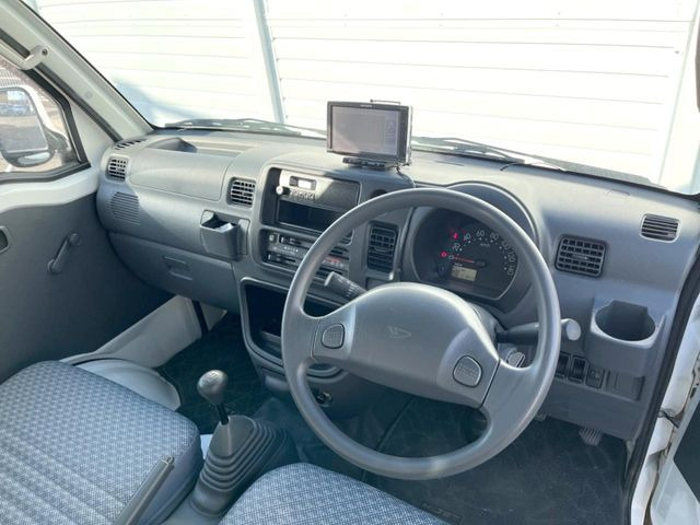 �O���[�v���݌ɐ���30,000��!!�S���̌n��X���烁�[�J�[�E�Ԏ��킸���Љ�o����̂ŁA���Ȃ��Ƀs�b�^���̂��Ԃ�������͂��ł���܂��͂��₢���킹��������