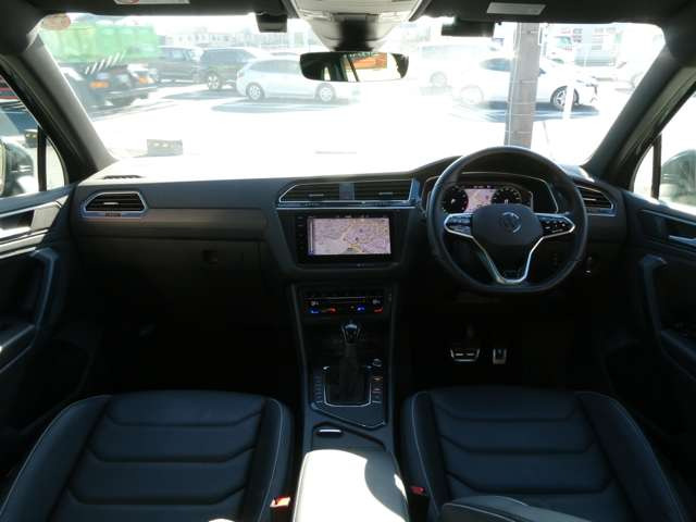 �i�����ꂽ�C���p�l����́A�X�^�C���b�V�������쐫�⎋�F���ɂ��D��A�O���̂��Ȃ��f�U�C���ɂȂ��Ă���܂�!