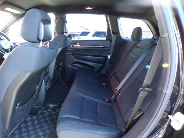 �����g�p�ԁE�f�B�[�[���E�y�g���b�N�E�L�����s���O�J�[�E�h���t�g�ԁE�����ԗ��E�ԃC�X�E�Ⓚ�ԁELPG�E�ړ��̔��ԁE�����W���E���ԁE�o�X�E�L�b�`���J�[�E���p�ԃn�C���[�t�E�d�C�����Ԃ̔̔������������܂�