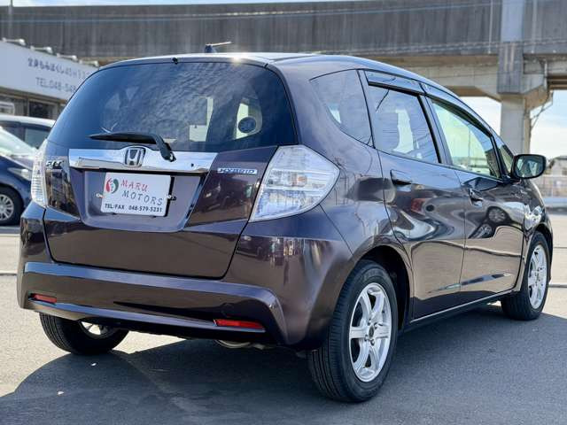 ���X�͍s�c�����R���̊��ˌ����_�̋߂��ɓX�܂��������܂��B���Ԃł��A�N�Z�X���₷���ꏊ�Ɍ�����܂��B�d�Ԃł��z���̍ۂ��Ŋ���JR���������w�܂ł��}���ɎQ��܂��B���C�y�ɂ��₢���킹������!