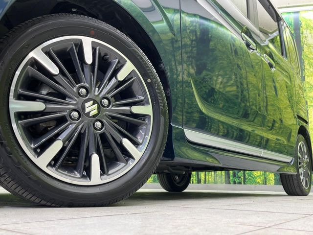 �y����15�C���`�A���~�z�C�[���z�O�ςɃ}�b�`���������A���~�z�C�[���𑕒����Ă���܂��B�e��ЊO�A���~�z�C�[����A�X�^�b�h���X�^�C�����戵�����Ă���܂��B���񂲑��k����������