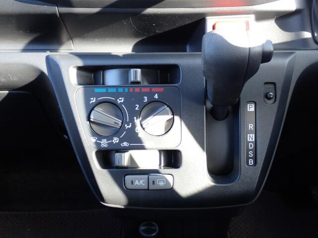 �V�t�g�ƃG�A�R���ł��B�_�C�������̃}�j���A���G�A�R���ɂȂ�܂��B�V���v���Ŏg���₷��!