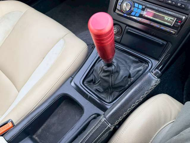 �C�ɂȂ邨�Ԃ�����܂�����E�̓d�b�ԍ����璼�ڂ��X�ɂ��₢���킹���������B�x�����@����ԗ����A��Ԃ܂łȂ�ł������������Ē����܂��B�X�^�b�t�ꓯ���A�����҂����Ă���܂��B