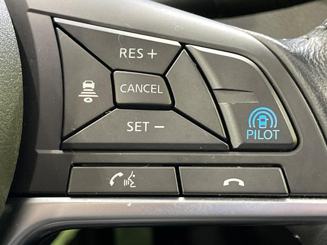 �y�v���p�C���b�g�z�������H�ł̒��������s���y��!!�a�؎��Ə��񑖍s�̃V�[���ŁA�A�N�Z���E�u���[�L�E�X�e�A�����O�������Ő��䂵�A�������^�]�̕��S���y�����Ă���܂���