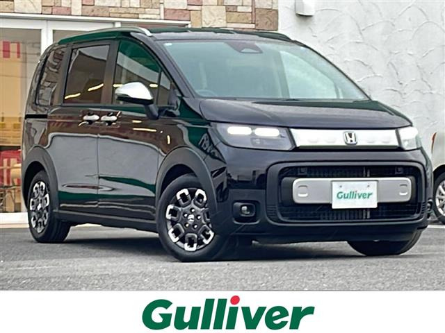 フリード1.5 e:HEV クロスター