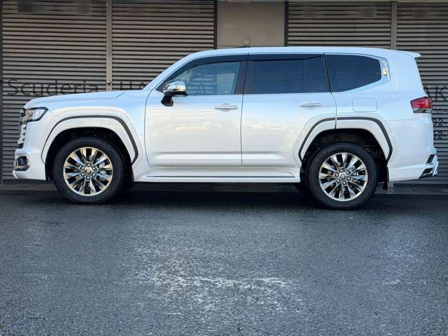 �d���f�t���b�N�ELED�Ɩ��t���T�C�h�X�e�b�v�B