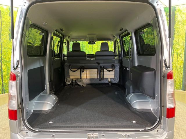 �ύڗ�500kg�̍L�X�Ƃ����f�b�L�́A�V�т���d���܂ő��p�r�Ɏg���܂��B�x�b�h���C�i�[��g�m�J�o�[�̎��t���������k��������