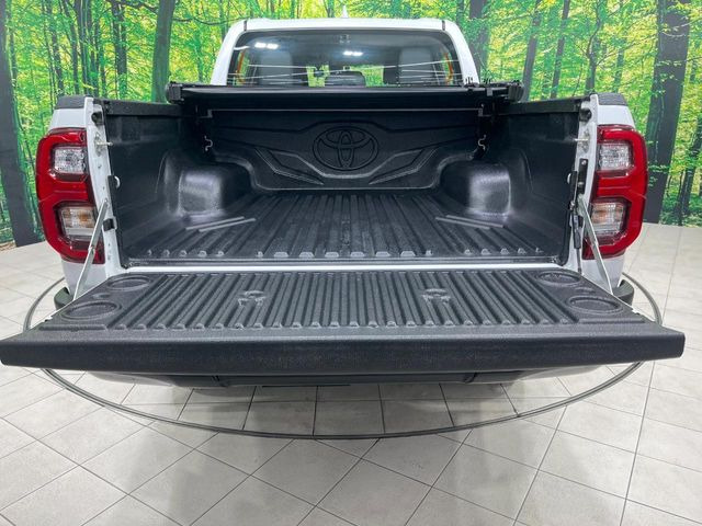 �ύڗ�500kg�̍L�X�Ƃ����f�b�L�́A�V�т���d���܂ő��p�r�Ɏg���܂��B�x�b�h���C�i�[��g�m�J�o�[�̎��t���������k��������