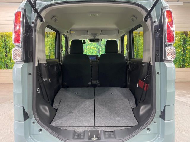 ���i�̂���������ʋ΁A���}���ɏ\���ȉ׎��X�y�[�X���m�ۂ��Ă���܂��B�Z�J���h�V�[�g��|���ƁA�傫�ȉו��̐ύڂ��\�ł���