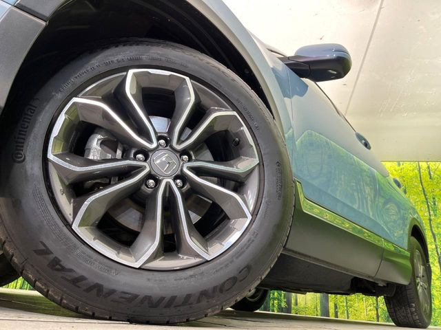 �y����18�C���`�A���~�z�C�[���z�O�ςɃ}�b�`���������A���~�z�C�[���𑕒����Ă���܂��B�e��ЊO�A���~�z�C�[����A�X�^�b�h���X�^�C�����戵�����Ă���܂��B���񂲑��k����������