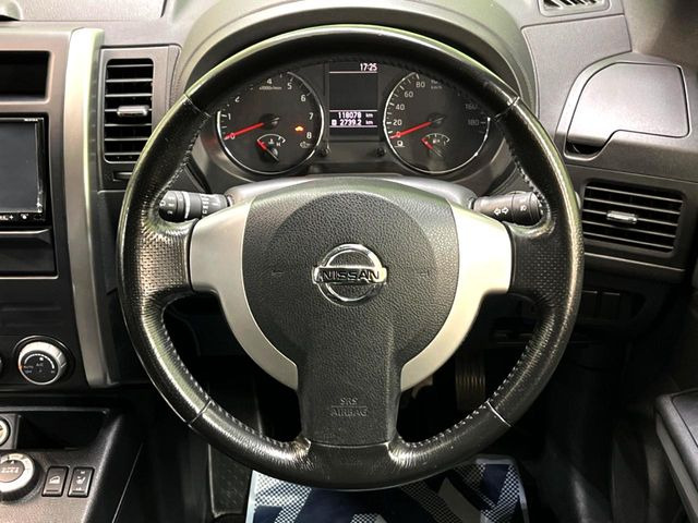 �y�����v�����X�e�A�����O�z�㎿�Ȋv���g�p���邱�ƂŁA��ɂ����������݂ƂĂ��^�]���₷���n���h���ł���