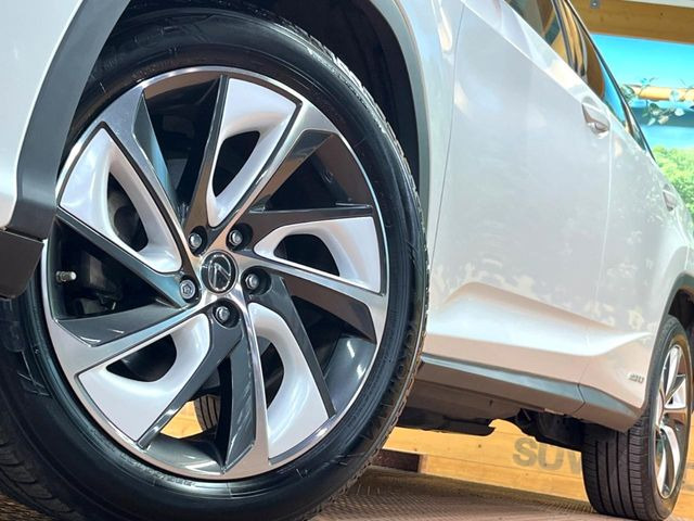 �y����20�C���`�A���~�z�C�[���z�O�ςɃ}�b�`���������A���~�z�C�[���𑕒����Ă���܂��B�e��ЊO�A���~�z�C�[����A�X�^�b�h���X�^�C�����戵�����Ă���܂��B���񂲑��k����������