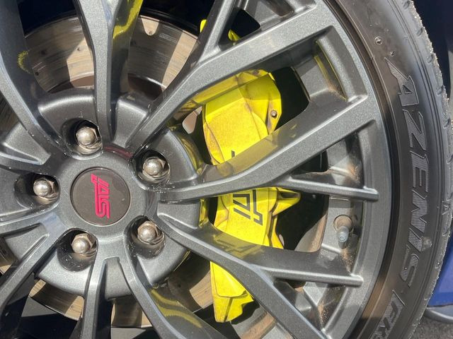 �y�u�����{���L�����p�[�z�n�C�p���[�ԗ��ɂ͋��͂ȃu���[�L���K�{!���E�̃X�[�p�[�J�[�ɂ��̗p�����C�^���A�̍������[�J�[�u�u�����{�v�𑕒�!�F�N�₩�ȃL�����p�[���X�|�[�e�B�Ȉ�ۂ��������Ă܂���