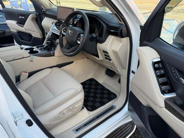 �J���[�w�b�h�A�b�v�f�B�X�v���C(�t�����g�K���X�ɉ^�]�ɕK�v�ȏ�񂪉f���o����܂�)