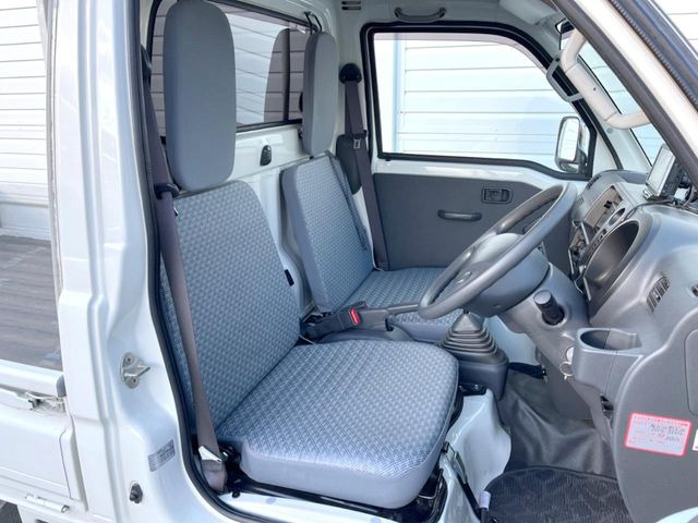 �^�]�Ȃ܂��ɂ͏\���ȃX�y�[�X������A�啿�ȕ��ł��������^�]���Ă�����������ł��B