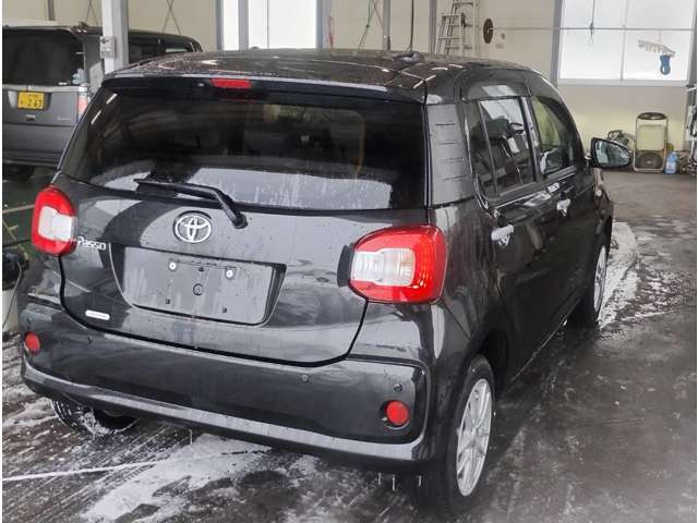 パッソ1.0 X Lパッケージ 4WD