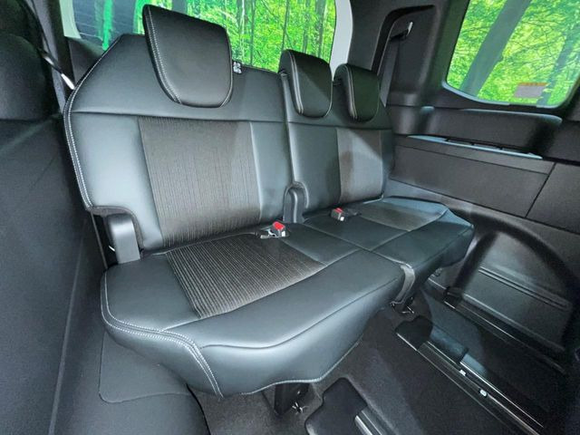 3��ڃV�[�g�͂�������ԗǍD����l�ł��������ƍ����Ē����܂��̂ŁA��l���ł̂��o���������N���N�ł��􂲉Ƒ��ŁA�C�̒m�ꂽ���ԂŁA�h���C�u�ɍs���̂��y���݂ł��ˁ�