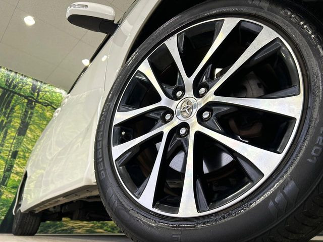 �y����18�C���`�A���~�z�C�[���z�O�ςɃ}�b�`���������A���~�z�C�[���𑕒����Ă���܂��B�e��ЊO�A���~�z�C�[����A�X�^�b�h���X�^�C�����戵�����Ă���܂��B���񂲑��k����������