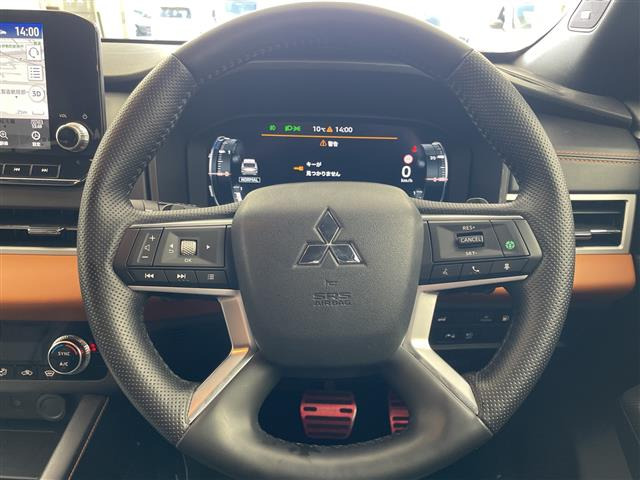 アウトランダーPHEV 2.4 P 4WD