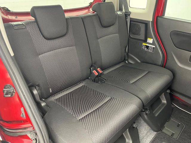 �L�X�Ƃ���2��ڃV�[�g�͋��Z���������A���S�n�����K!�F�B��Ƒ��Ƃ̂��o�����ɂ҂�����ł��B�x�r�[�V�[�g��`���C���h�V�[�g�g�p�������K�ɂ��߂�������������\���ȋ�Ԃ��m�ۂ��Ă��܂��B