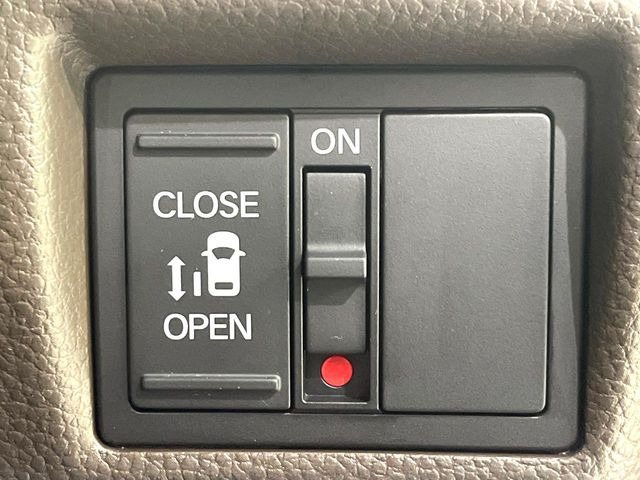 �y�p���[�X���C�h�h�A�z�X�}�[�g�L�[��^�]�Ȃ̃X�C�b�`�ŃX���C�h�h�A�̊J���\���d��������͂����ăh�A���J����K�v�������A���������q�l�ł��A�d���ו��������Ă��鎞�����N�ɊJ���߂ł��܂���