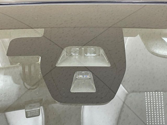 �y�V�e�B�u���[�L�A�N�e�B�u�V�X�e���z�ᑬ���s���ɑO���̎ԗ�����F�����A�Փ˂������Ȏ��͌x��ƃu���[�L�ŏՓˉ���Ɣ�Q�y�����A�V�X�g�B�����S�Ƀh���C�u�����y���݂��������܂��B