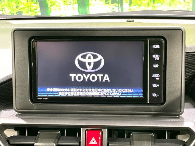 �y�����i�r�z�l�C�̏����i�r�𑕔����Ă���܂��B�i�r�̎g���₷���͂������A�I�[�f�B�I�@�\���[��!�L�����v�◷�s�͂������A�ʋ΂┃�����ȂǕ��i�̃h���C�u���y�����Ȃ�͂���