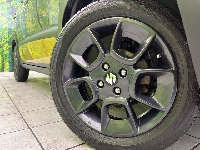 �y����16�C���`�A���~�z�C�[���z�O�ςɃ}�b�`���������A���~�z�C�[���𑕒����Ă���܂��B�e��ЊO�A���~�z�C�[����A�X�^�b�h���X�^�C�����戵�����Ă���܂��B���񂲑��k����������