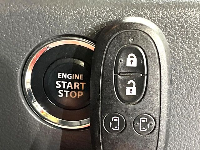 �y�L�[���X�X�^�[�g�V�X�e���z�J�o����|�P�b�g�ɓ��ꂽ�܂܂ł��h�A�̎{���E�������\�ȃX�}�[�g�L�[�𑕔��B�G���W���̃I���E�I�t�����J�M�����o���K�v����������Ƃ��Ă��֗��ł���