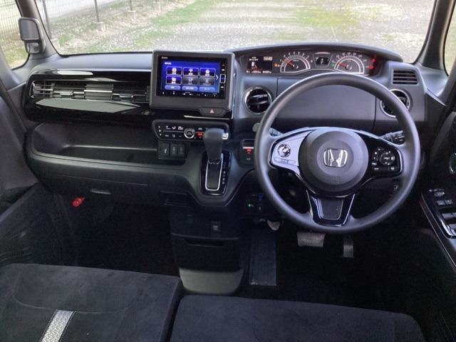 N-BOXカスタムG L ホンダセンシング