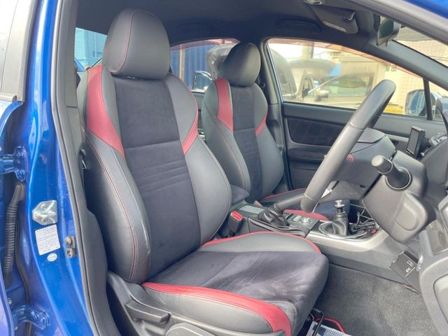 �y�n�[�t���U�[�V�[�g�z�������ƍ���S�n�𗼗������l�C�̃V�[�g���w�ʁE���ʂ̓X�G�[�h���ƂȂ��Ă���A���G��⊊��ɂ����ɗD��Ă��܂��B�C���╞���ɍ��E���ꂸ���K�ɂ���肢�������܂��B