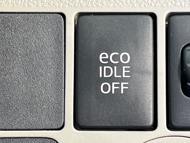 �y�A�C�h�����O�X�g�b�v�z�ԐM����a�؂Œ�Ԃ����ۂɃG���W�����~���A���ʂȔR���̏����}���܂��B�R��������ی�ɂȂ���@�\��G���W���̓u���[�L�𗣂��΍Ďn�����܂��B