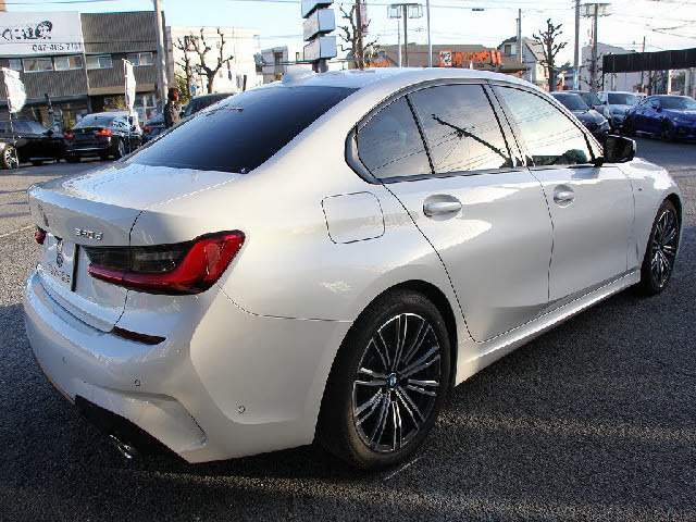3シリーズセダン320d