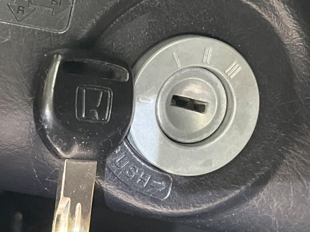 �y�L�[���X�z�������ꂽ�ꏊ����ł��{�^����Ńh�A�̊J���E�{�����ł���̂łƂ��Ă��֗�!�h�A�̌�������ɏ������邱�Ƃ�����܂����