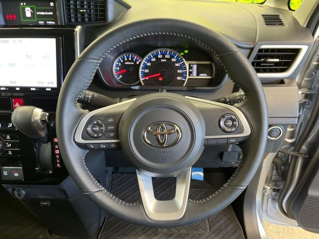 �y�����v�����X�e�A�����O�z�㎿�Ȋv���g�p���邱�ƂŁA��ɂ����������݂ƂĂ��^�]���₷���n���h���ł���